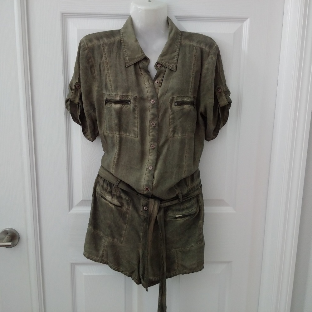 Guess 100% silk romper large NWOT